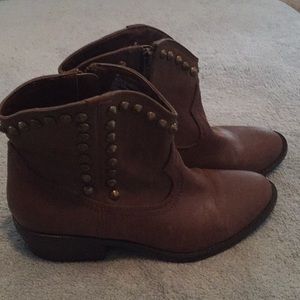Ankle Booties Cowboy Style